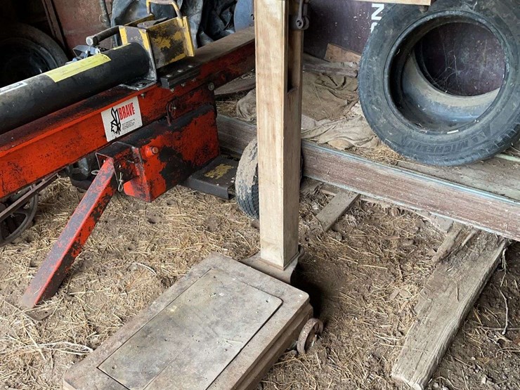 large-rolling-scale-image-3