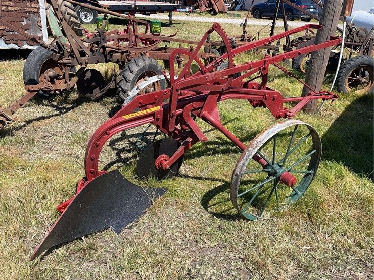 oliver-1-bottom-plow-image-5