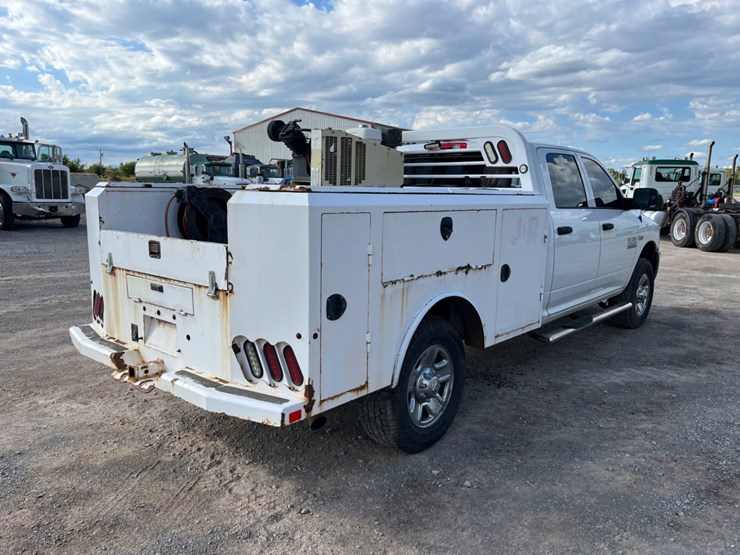2018-ram-2500-service-truck-(inoperable)-image-5