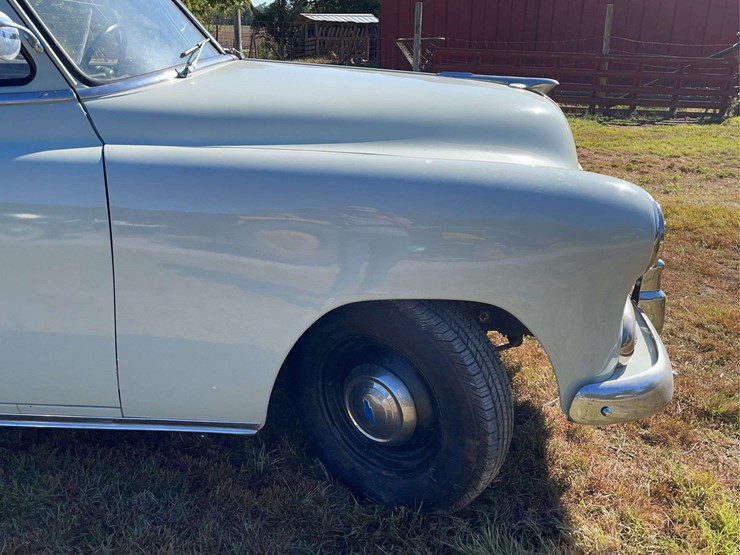 1952-chevrolet-deluxe-image-28