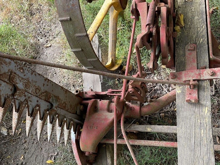 oliver-horse-drawn-sickle-mower-image-26