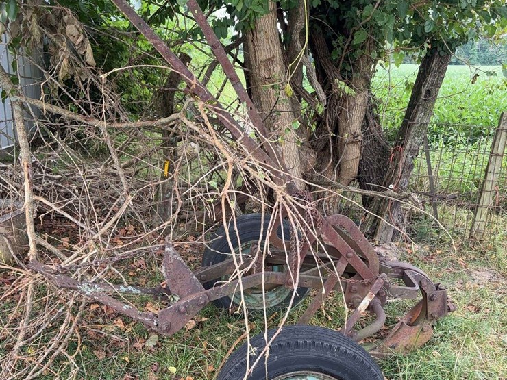 1-bottom-plow-image-2