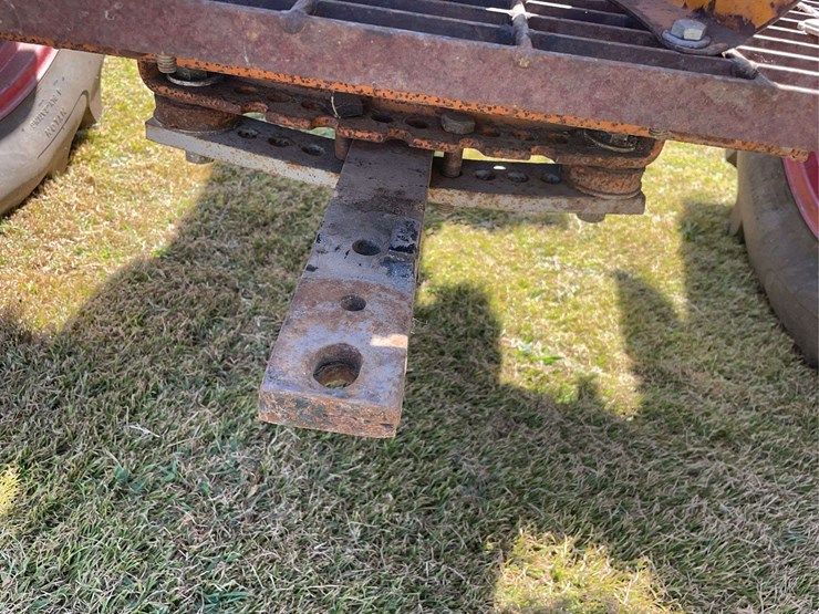 minneapolis-moline-ztu-image-49