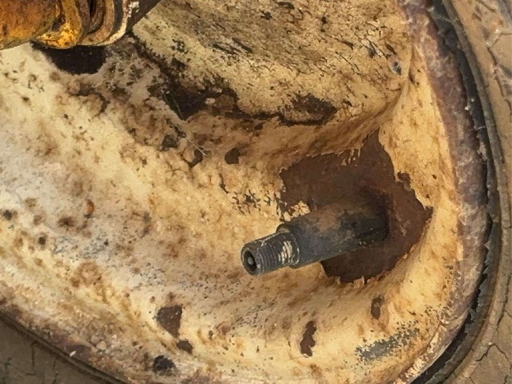 minneapolis-moline-110-hydro-image-24