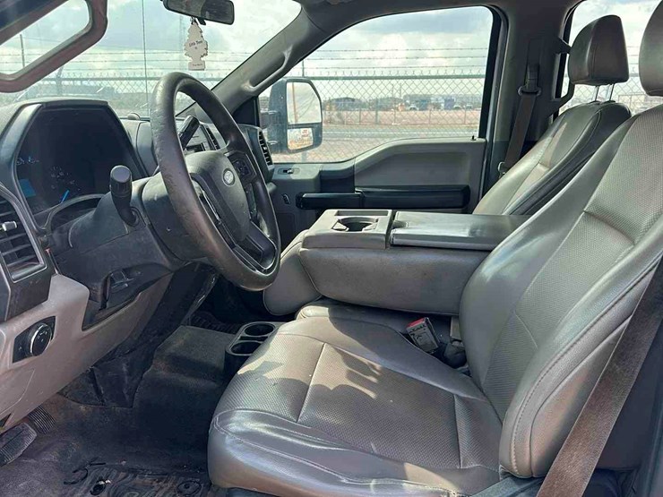 2018-ford-f350-image-7
