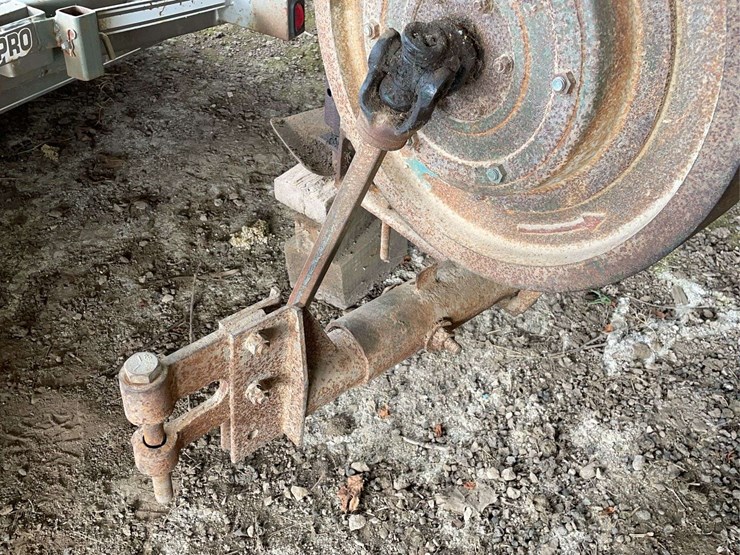 oliver-60-square-baler-image-12