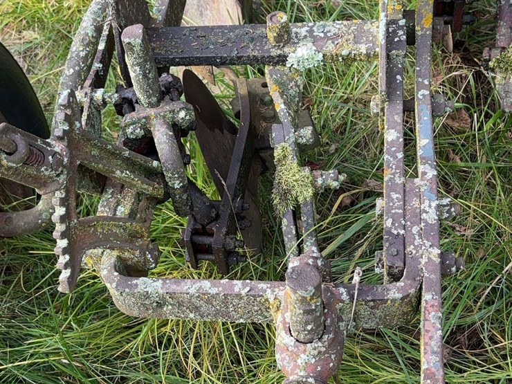 2-bottom-plow-image-8