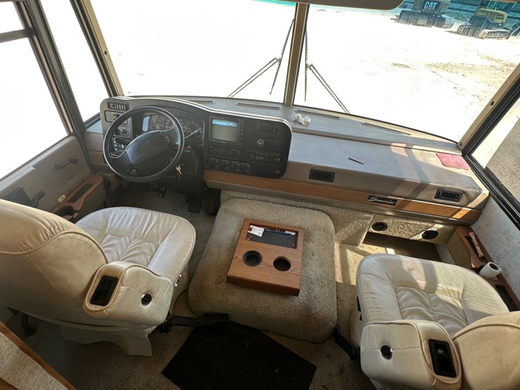 2000-ford-f550-image-14