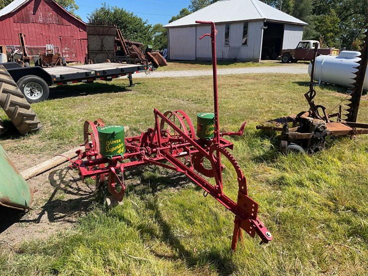 oliver-44-planter-image-7