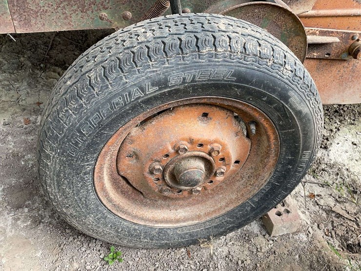 oliver-60-square-baler-image-27