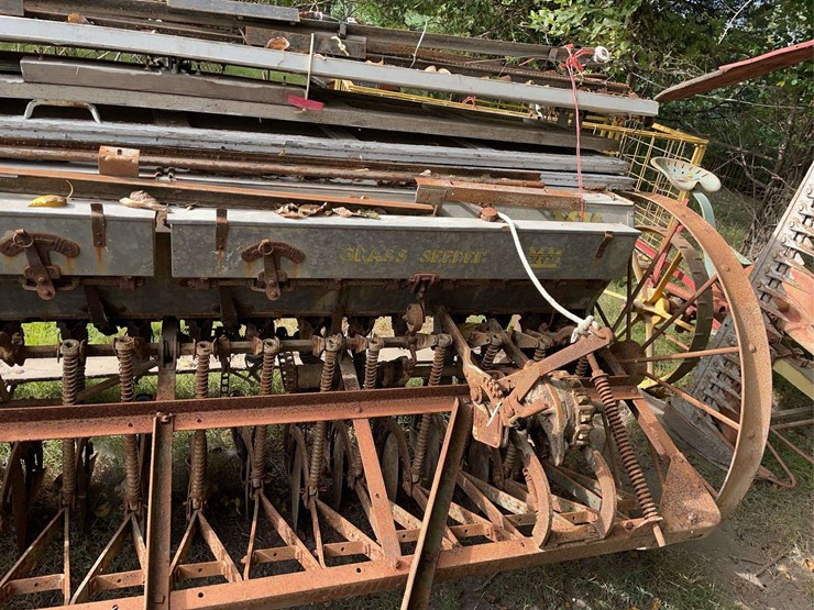 minneapolis-moline-8ft-drill-image-15