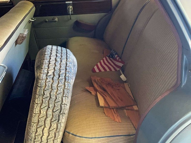 1949-dodge-coronet-image-37