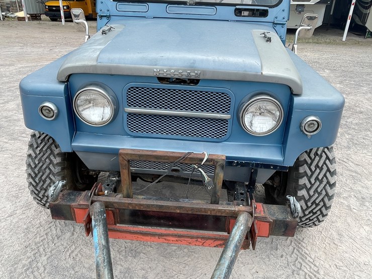 1965-nissan-patrol-image-14