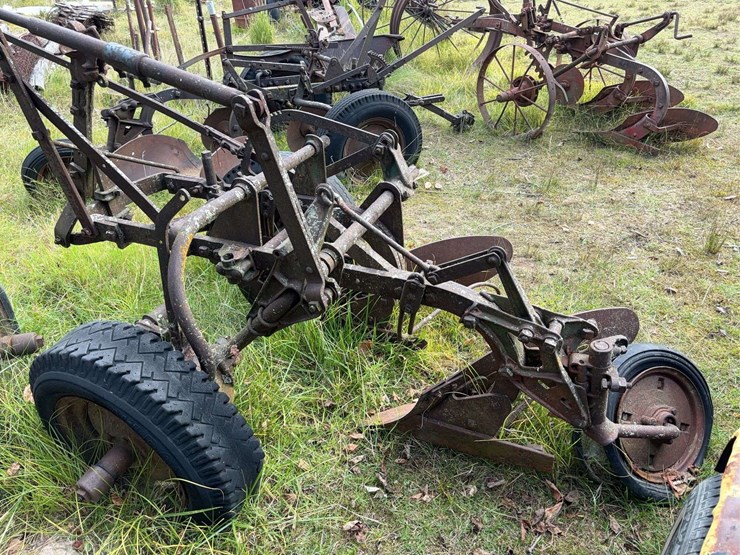 2-bottom-plow-image-5