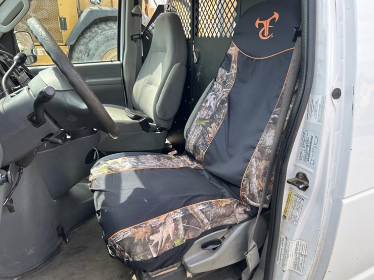 2006-ford-e350-image-32