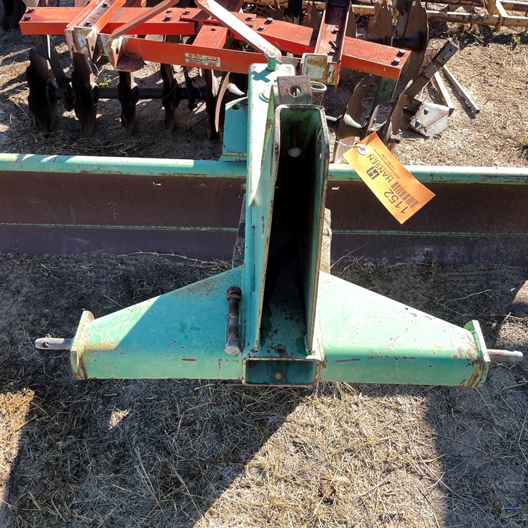 #1152 • 3-Point Blade (Offsite in Mesilla, NM)