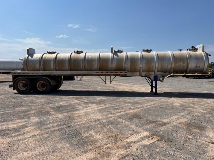 2007-dragon-150-bbl-aluminum-vacuum-trailer-image-4