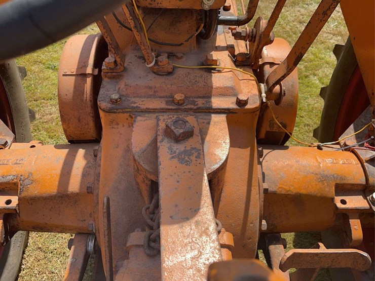 minneapolis-moline-ztu-image-43