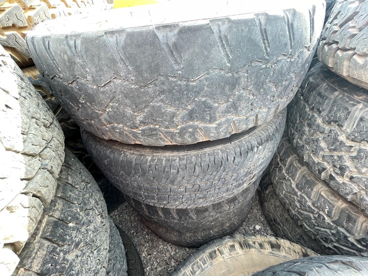 #1171-•-tires-(offsite-in-la-union,-nm)-image-1