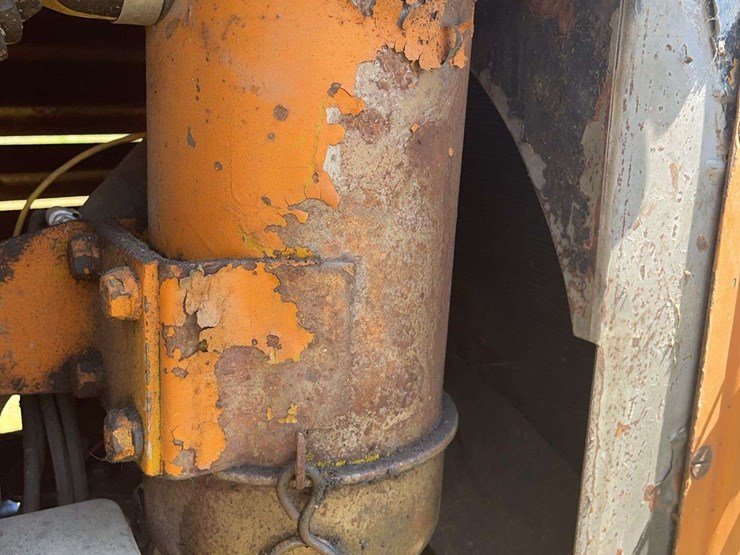 minneapolis-moline-ztu-image-23