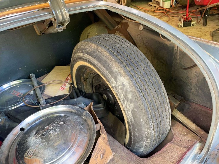 1949-dodge-coronet-image-57