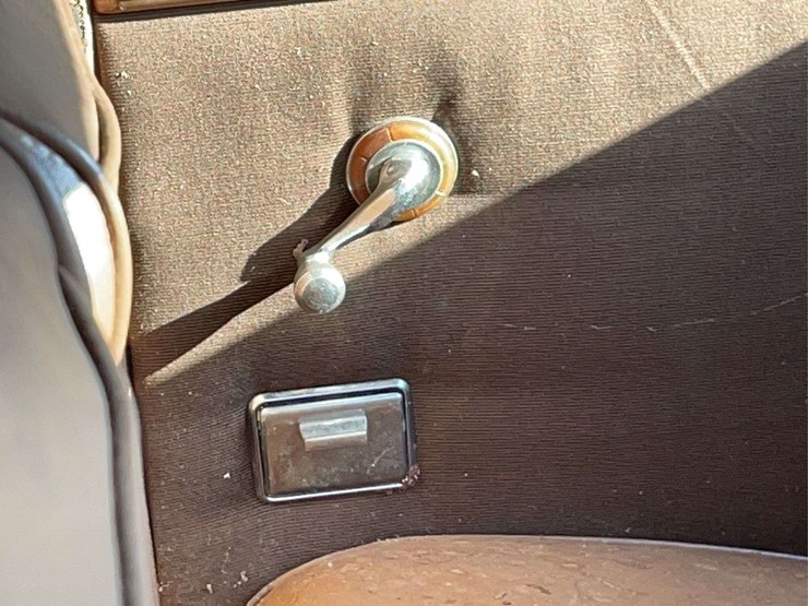 de-soto-custom-image-82