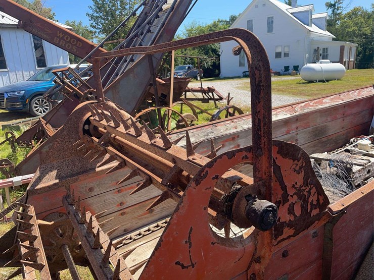 new-idea-manure-spreader-image-28