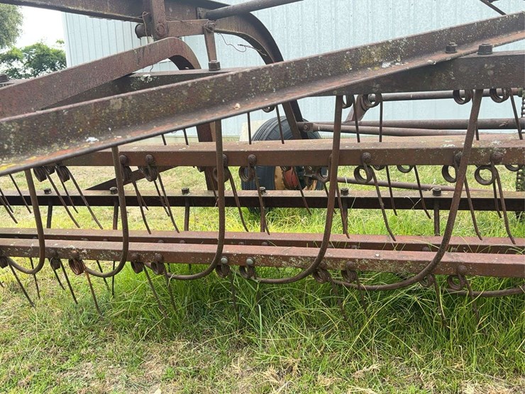 minneapolis-moline-side-delivery-hay-rake-image-13