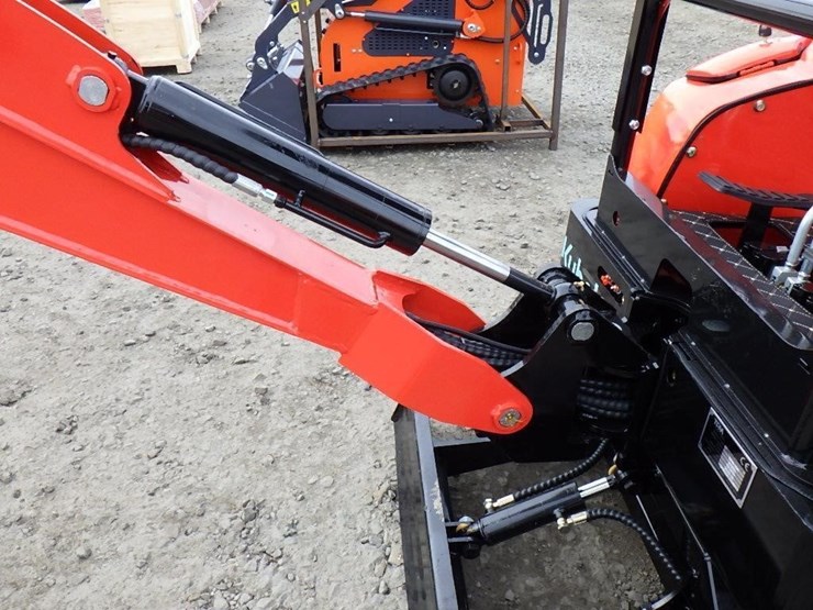 2025-tpm-tpm-20k-hydraulic-excavator-image-8