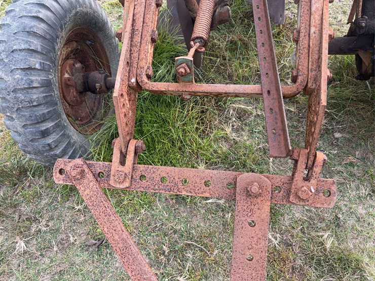 case-centennial-2-bottom-plow-image-12