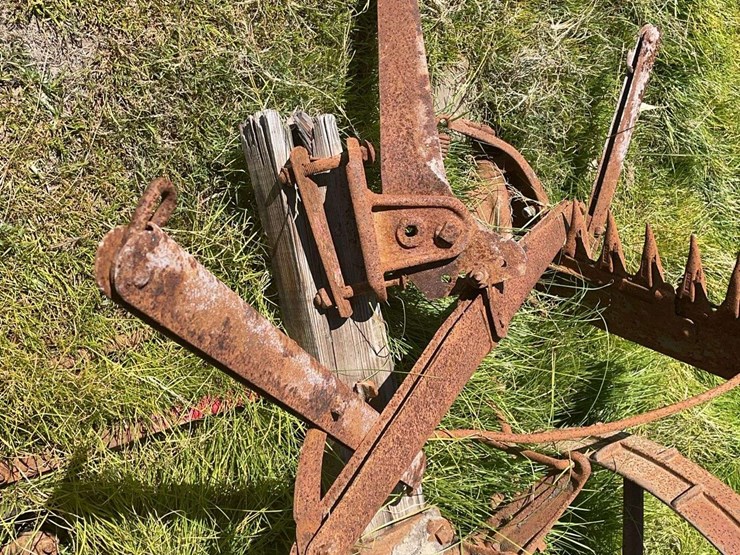 horse-drawn-sickle-mower-image-18