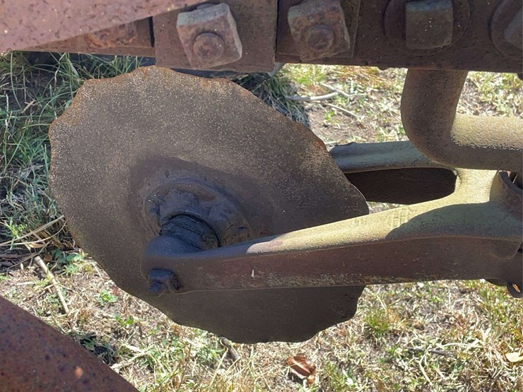 3-bottom-plow-image-30