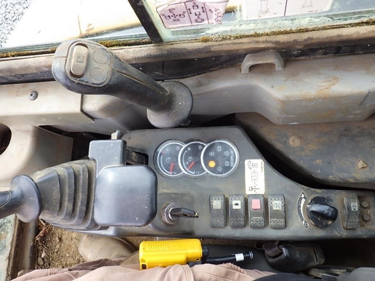 2010-caterpillar-303c-cr-image-33