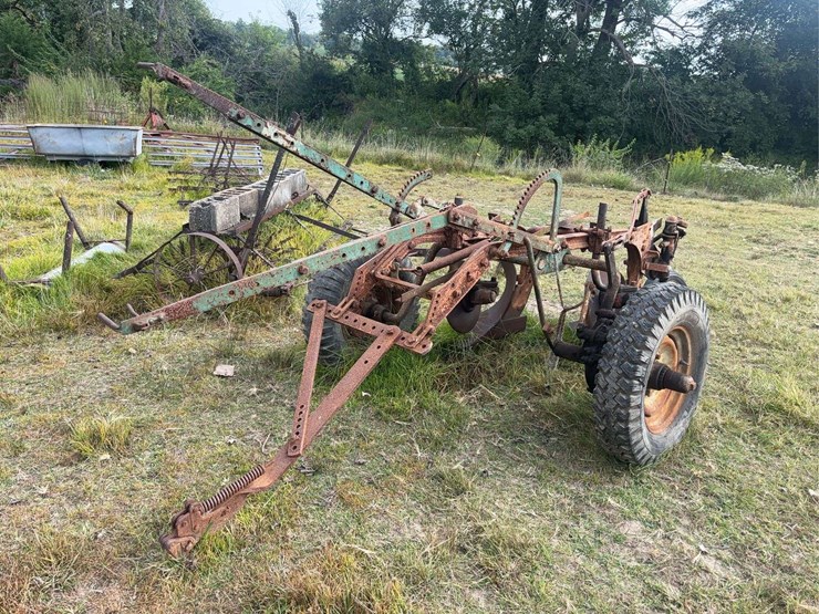 case-centennial-2-bottom-plow-image-9