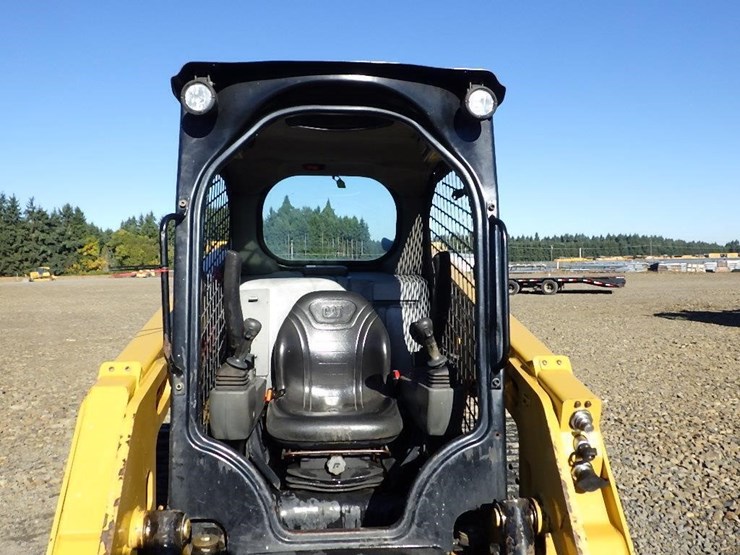 2019-caterpillar-239d3-image-20