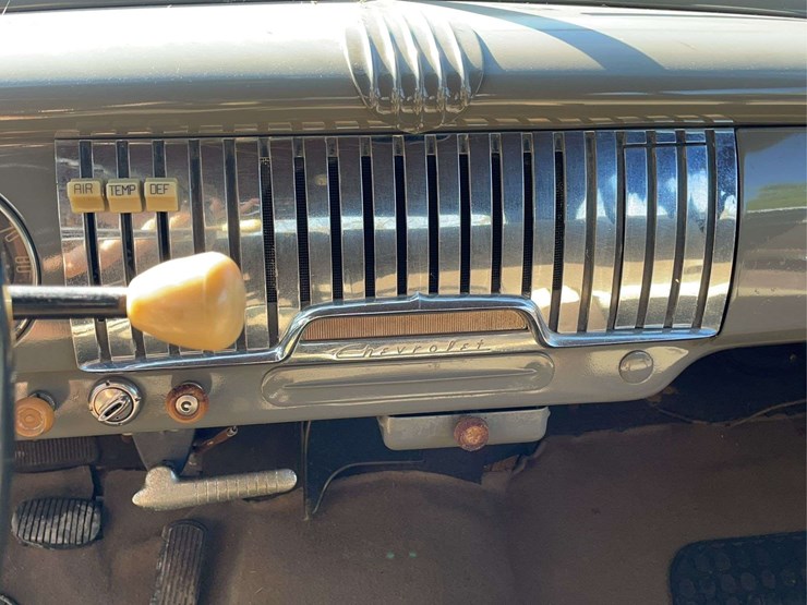 1952-chevrolet-deluxe-image-43