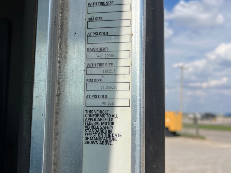 2018-kenworth-t800-image-20