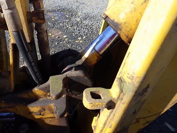 john-deere-8-image-30