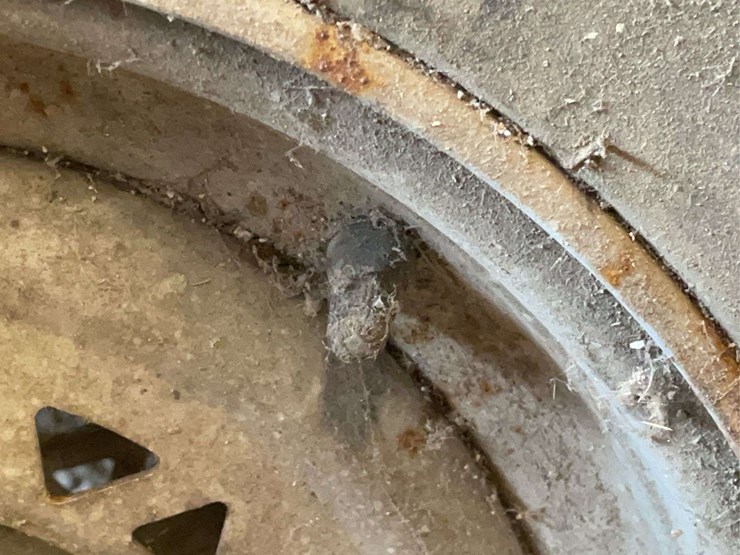 polaris-330-four-wheeler-image-56