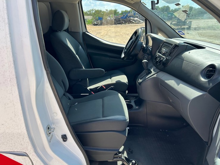2015-chevrolet-city-express-image-8