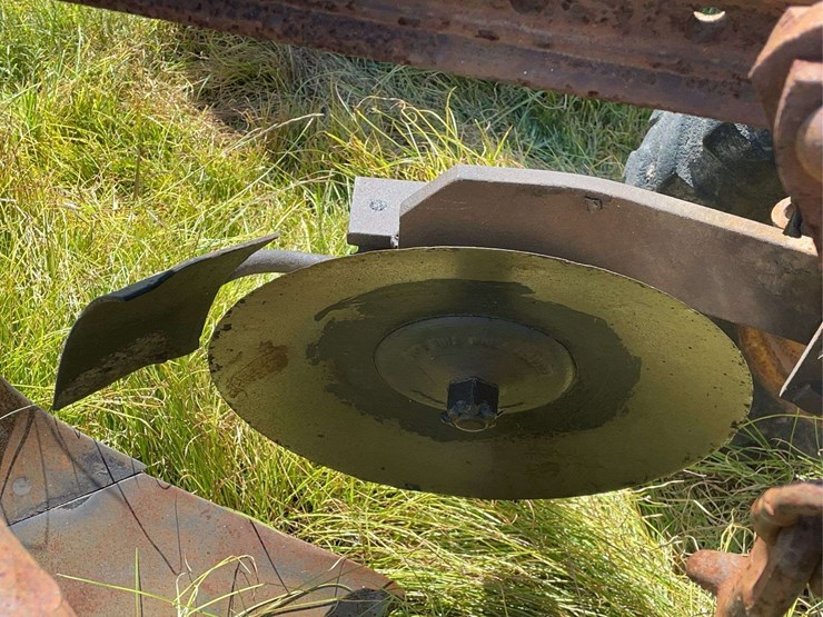 moline-2-bottom-plow-image-29