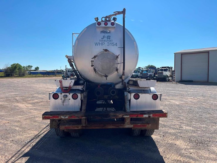 2017-troxel-150-bbl-aluminum-vacuum-trailer-image-6