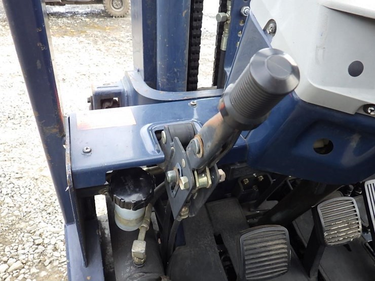 komatsu-fg25st-11-image-26
