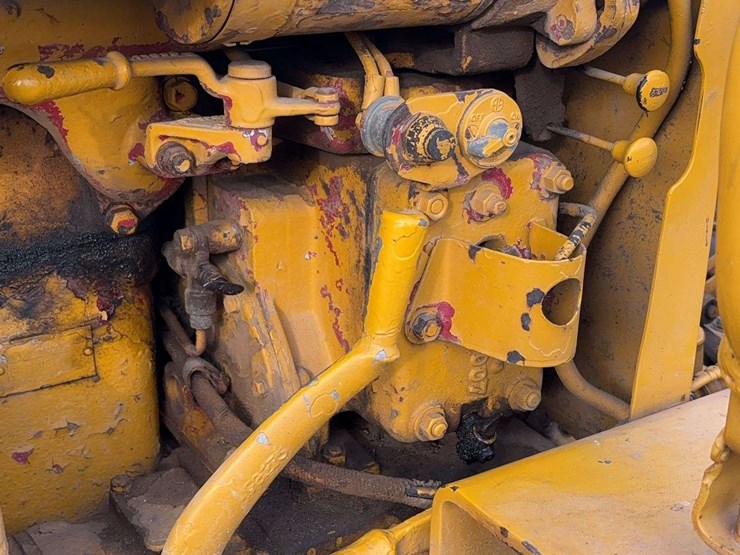 1955-caterpillar-d4-image-21