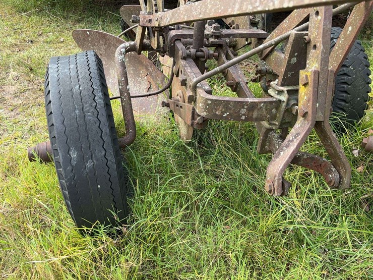 2-bottom-plow-image-18