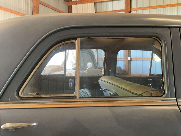 1949-dodge-coronet-image-15