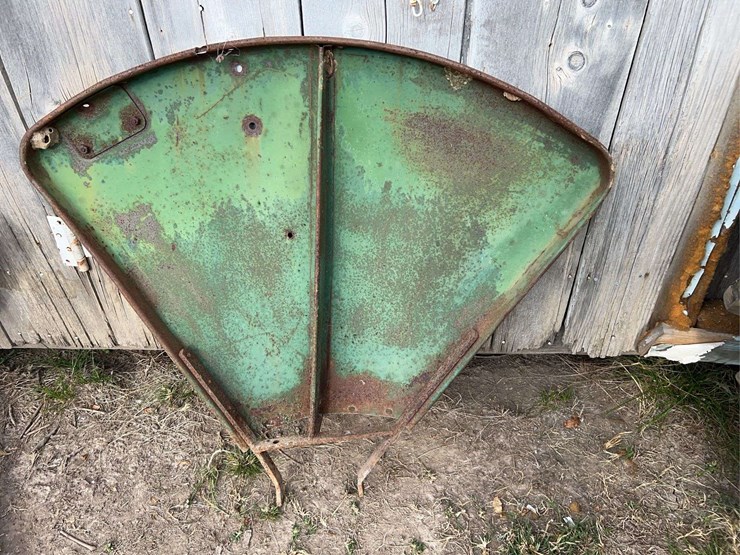 (2)-oliver-fenders-image-6