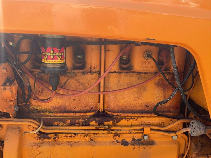 minneapolis-moline-445-image-22