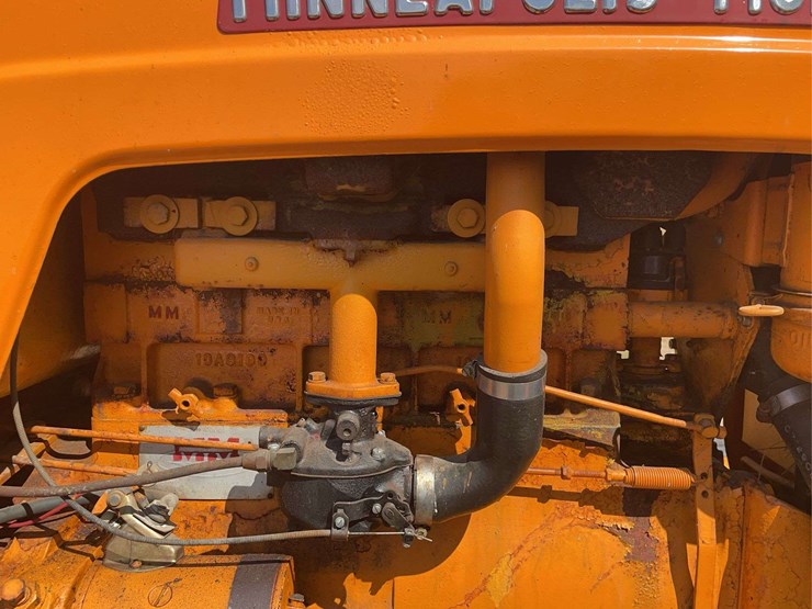 minneapolis-moline-445-image-31