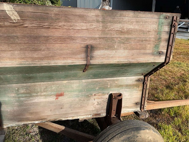 wards-best-flare-box-wagon-image-27